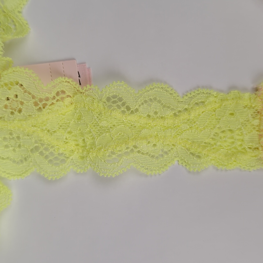 Victoria's Secret Tease High-Leg Scoop Thong Panty- NWT - Pretty Blossom - Picture 4 of 4